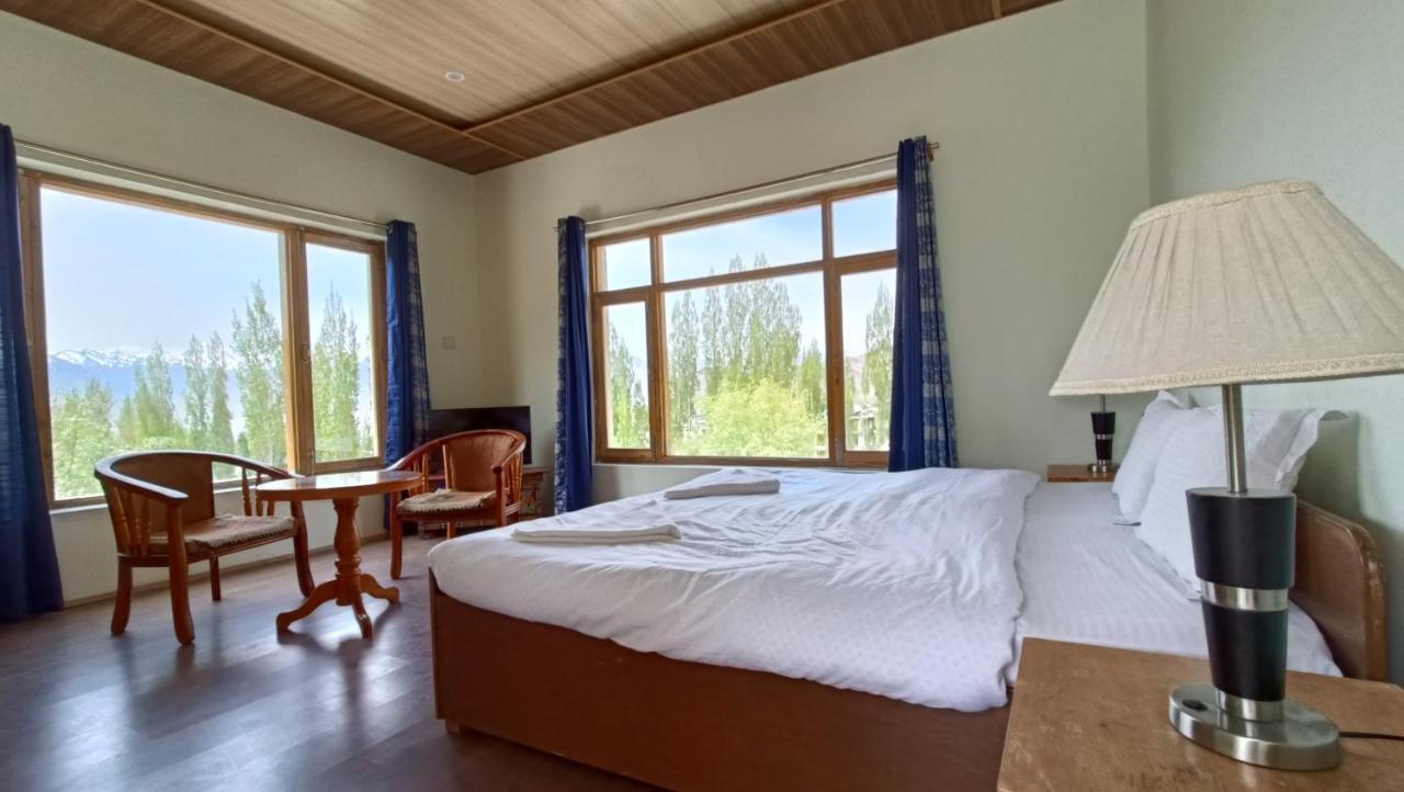 Nirila guest house leh Luaran gambar